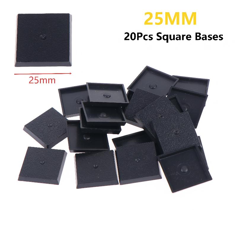 Model Figure Base - 20 szt. Kwadratowe, czarne, plastikowe podstawki
